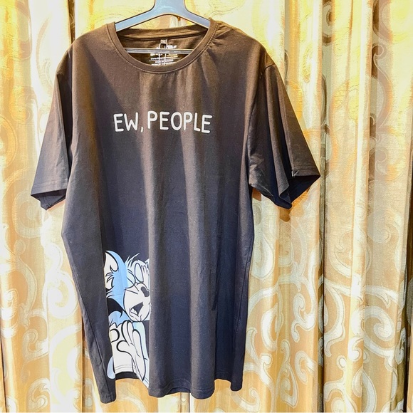 🧑‍🎄🧑‍🎄5️⃣0️⃣0️⃣New Black Tom And Jerry Printed T-shirt - Picture 5 of 10